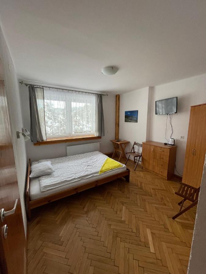 Hotel Gosciniec Ozna Kiczora Esterno foto